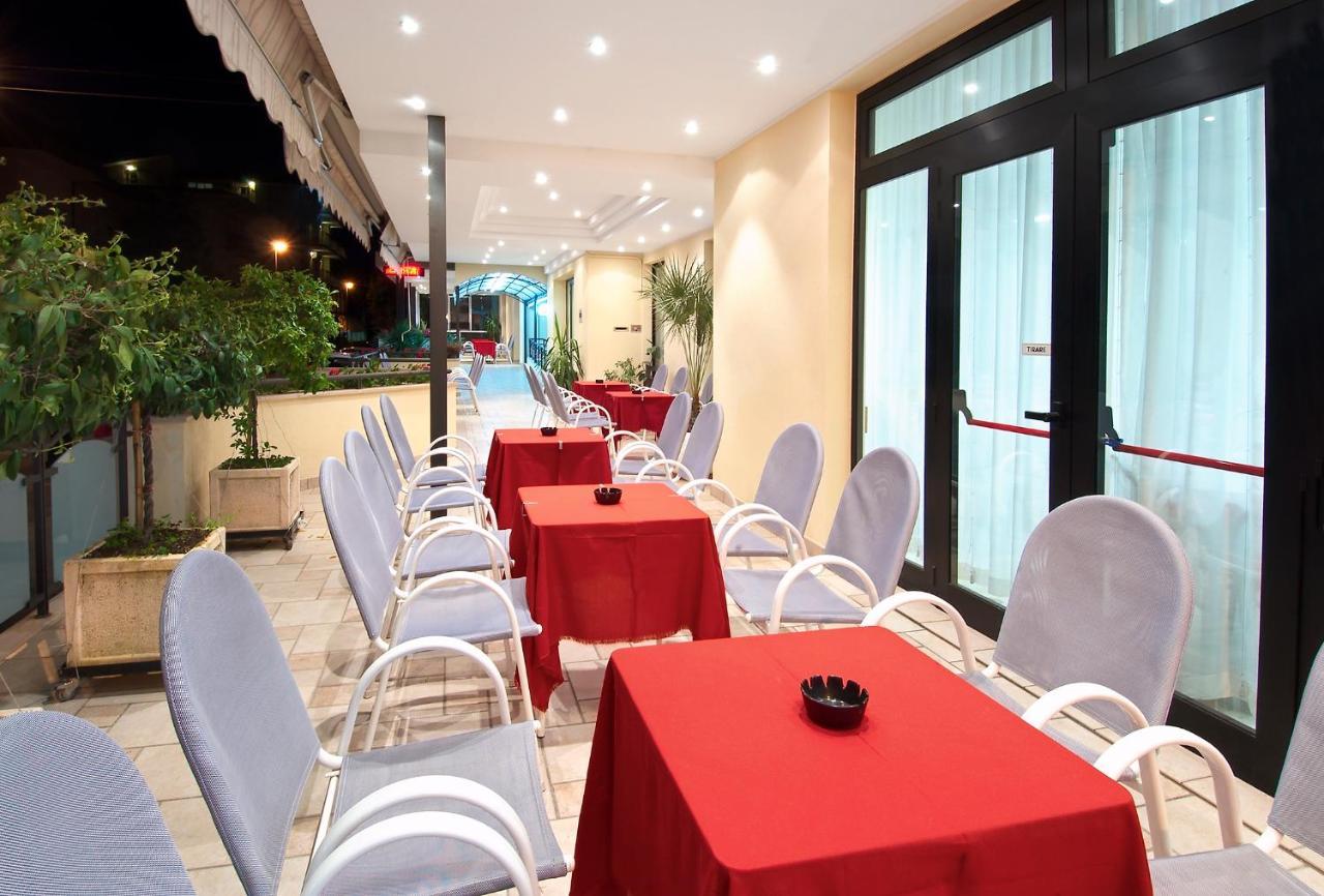 Hotel Villa Lieta Rimini Extérieur photo