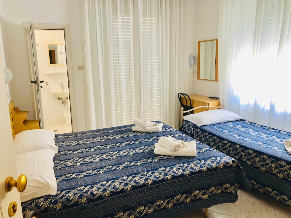 Hotel Villa Lieta Rimini Extérieur photo