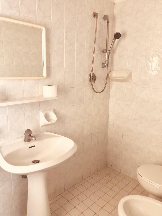 Hotel Villa Lieta Rimini Extérieur photo